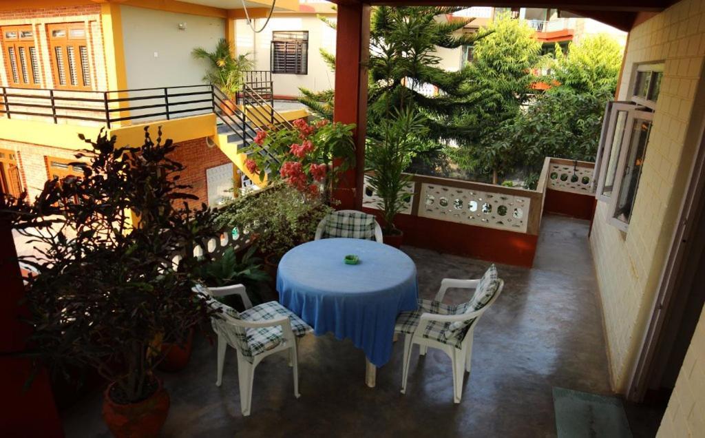 New Tourist Guest House Pokhara Exterior foto