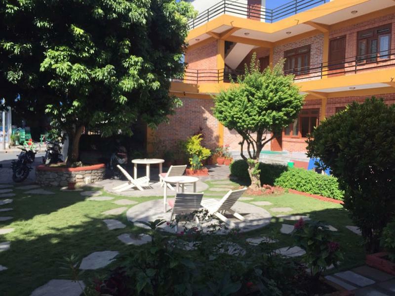 New Tourist Guest House Pokhara Exterior foto