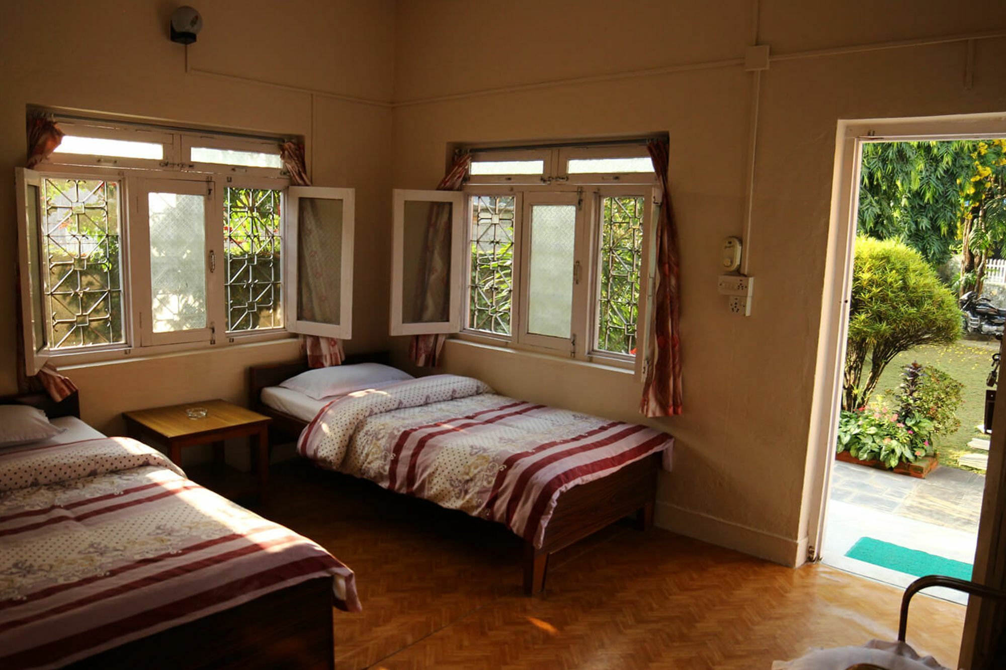 New Tourist Guest House Pokhara Exterior foto